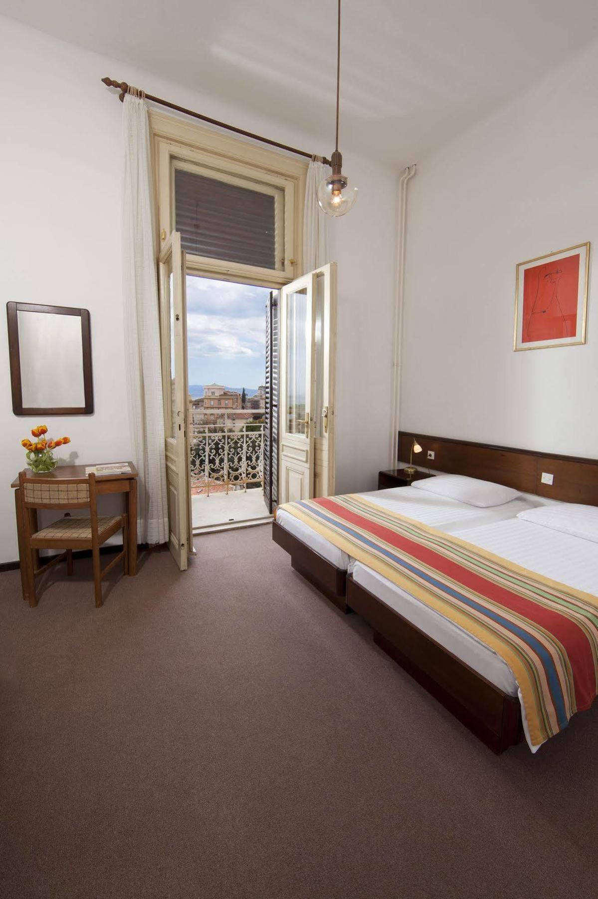 Hotel Opatija Exterior photo
